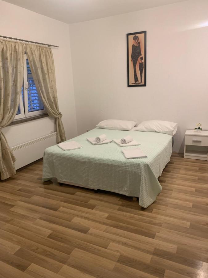 House Marta Apartment Baska Voda Bagian luar foto