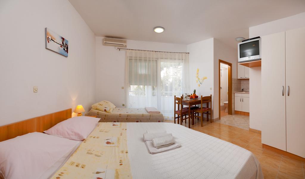House Marta Apartment Baska Voda Ruang foto