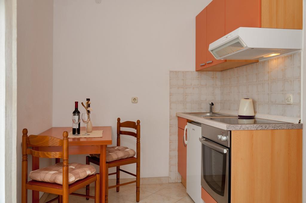 House Marta Apartment Baska Voda Ruang foto